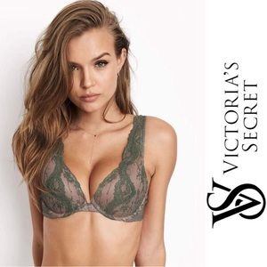 VICTORIA’S SECRET Olive Lace Dream Angels Push-Up Bra (32B)